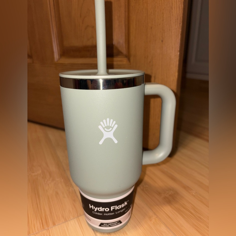 Hydro Flask 32 Oz All Around Travel Tumbler AGAVE NWT